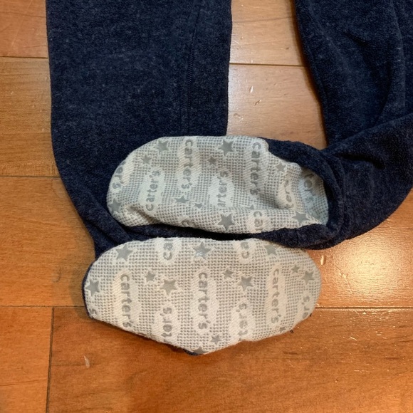 {6/$30} Carter’s sleeper onesie with bear face - Picture 3 of 3